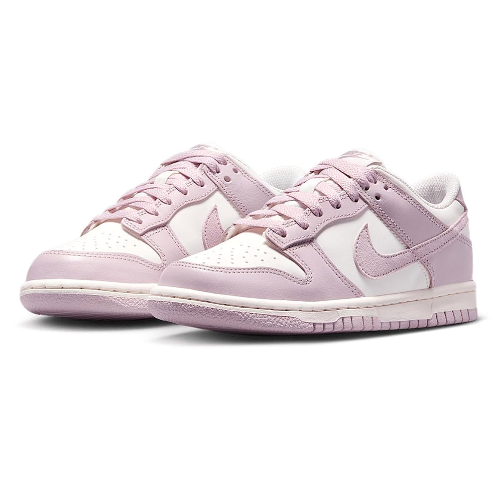 Big kid's Nike Dunk Low low-top sneakers, particle rose overlays and white sole, lace-up.