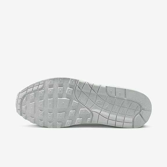 Nike Air Max 1 PRM outsole, light gray tread with raised grid pattern