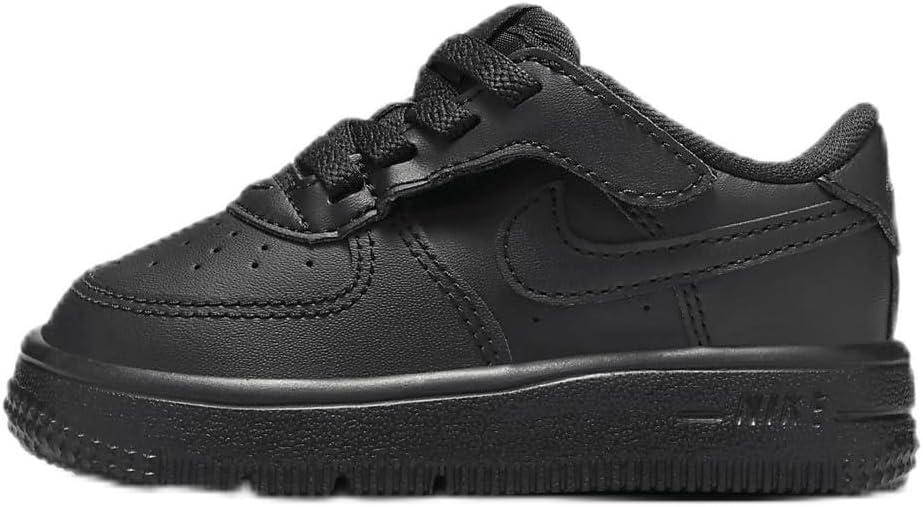 Toddler Nike Force 1 Low EasyOn black low-top sneakers with laces and swoosh