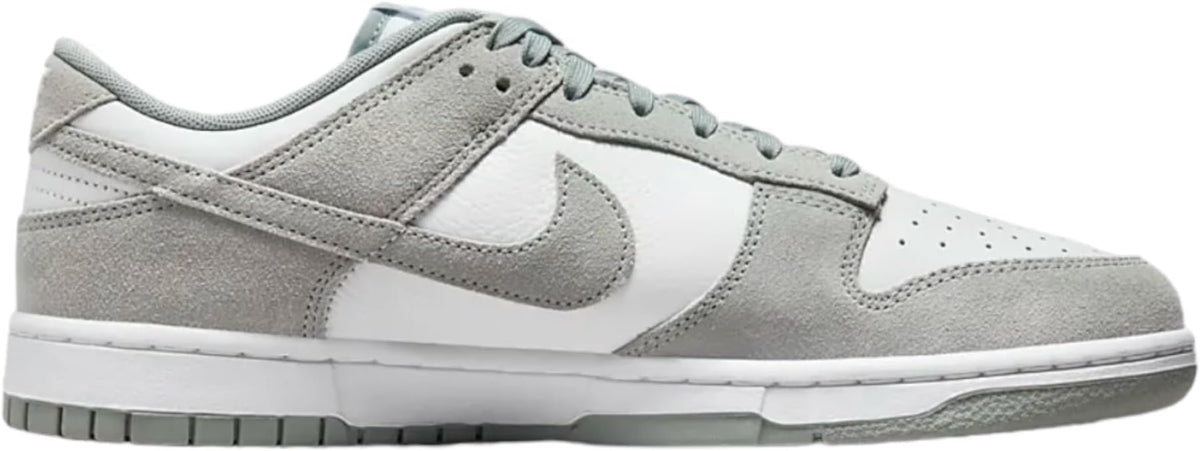 Men's Nike Dunk Low sneakers with light pumice suede panels, white toe and swoosh