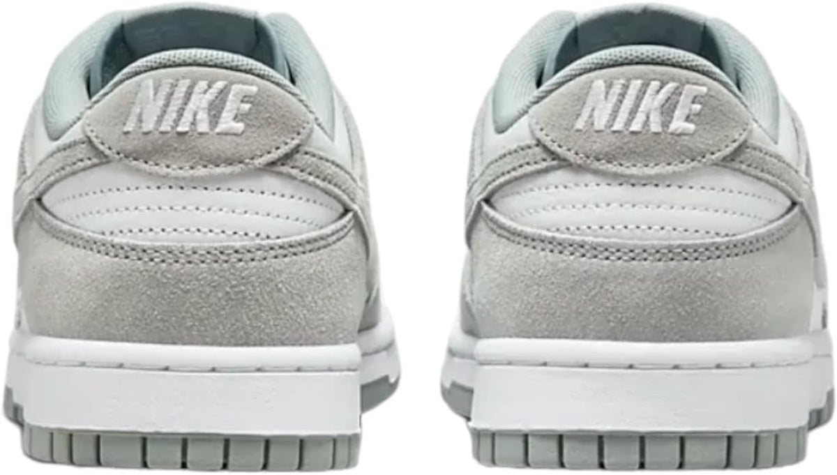 Men's Nike Dunk Low sneakers, back view with Nike logo on heel and padded collar
