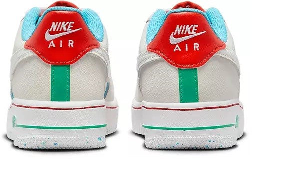 Kids' Nike Air Force 1 sneakers, pale ivory with red Nike Air heel tab and blue stripe