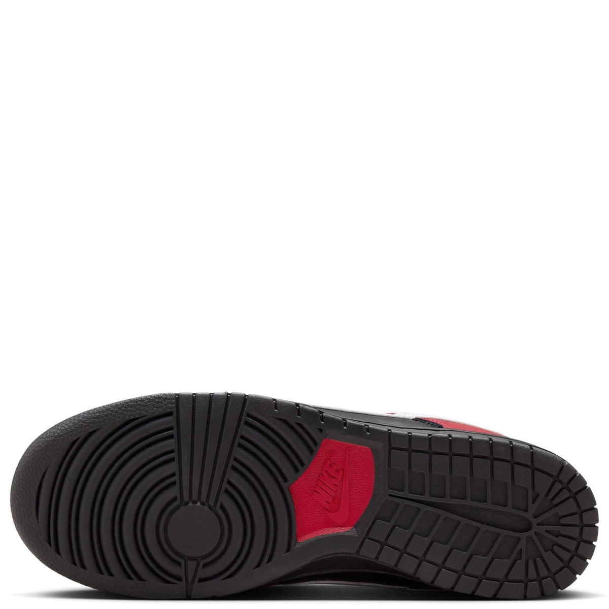 Men's Nike Dunk Low sneakers, black rubber outsole with circular traction pattern