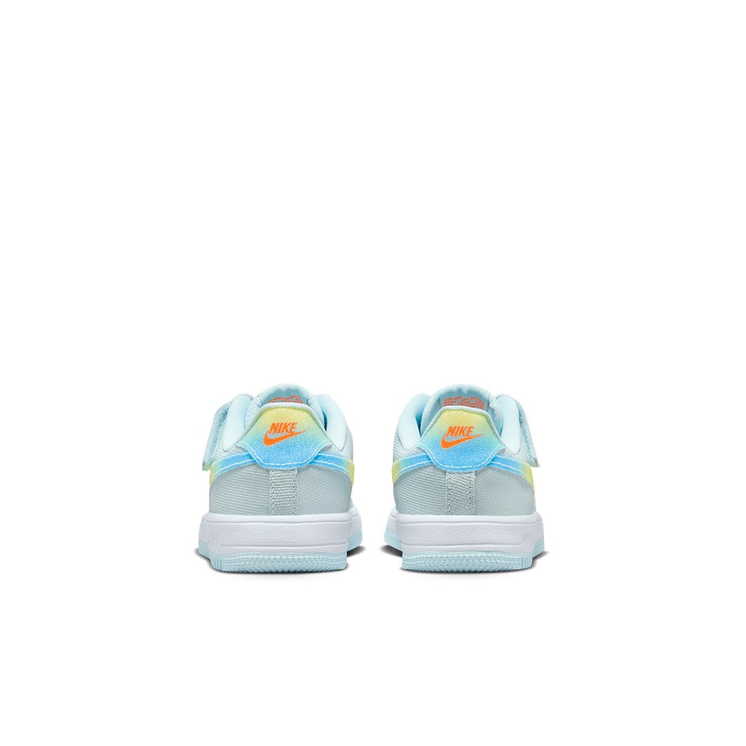 Kids Nike Force 1 Low EasyOn light blue sneakers rear view with blue heel tabs
