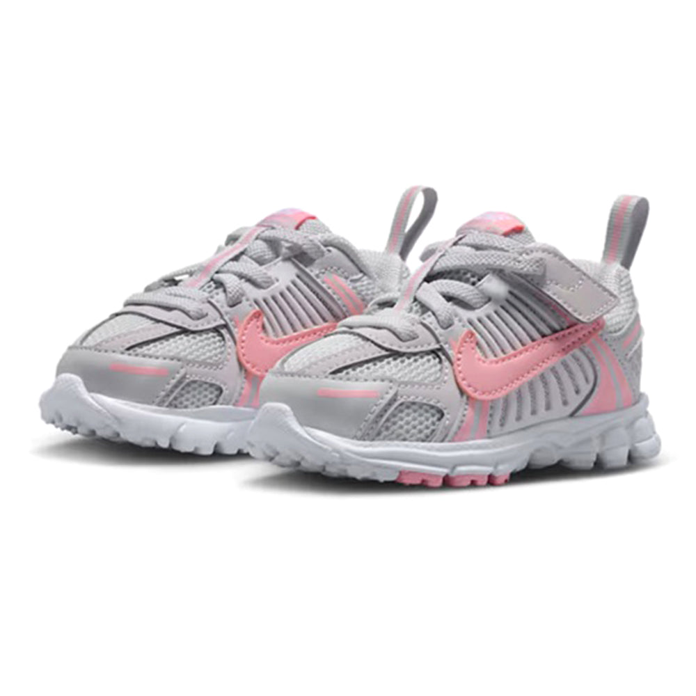 Toddler's Nike Vomero 5 grey sneakers with pink accents, pair front view