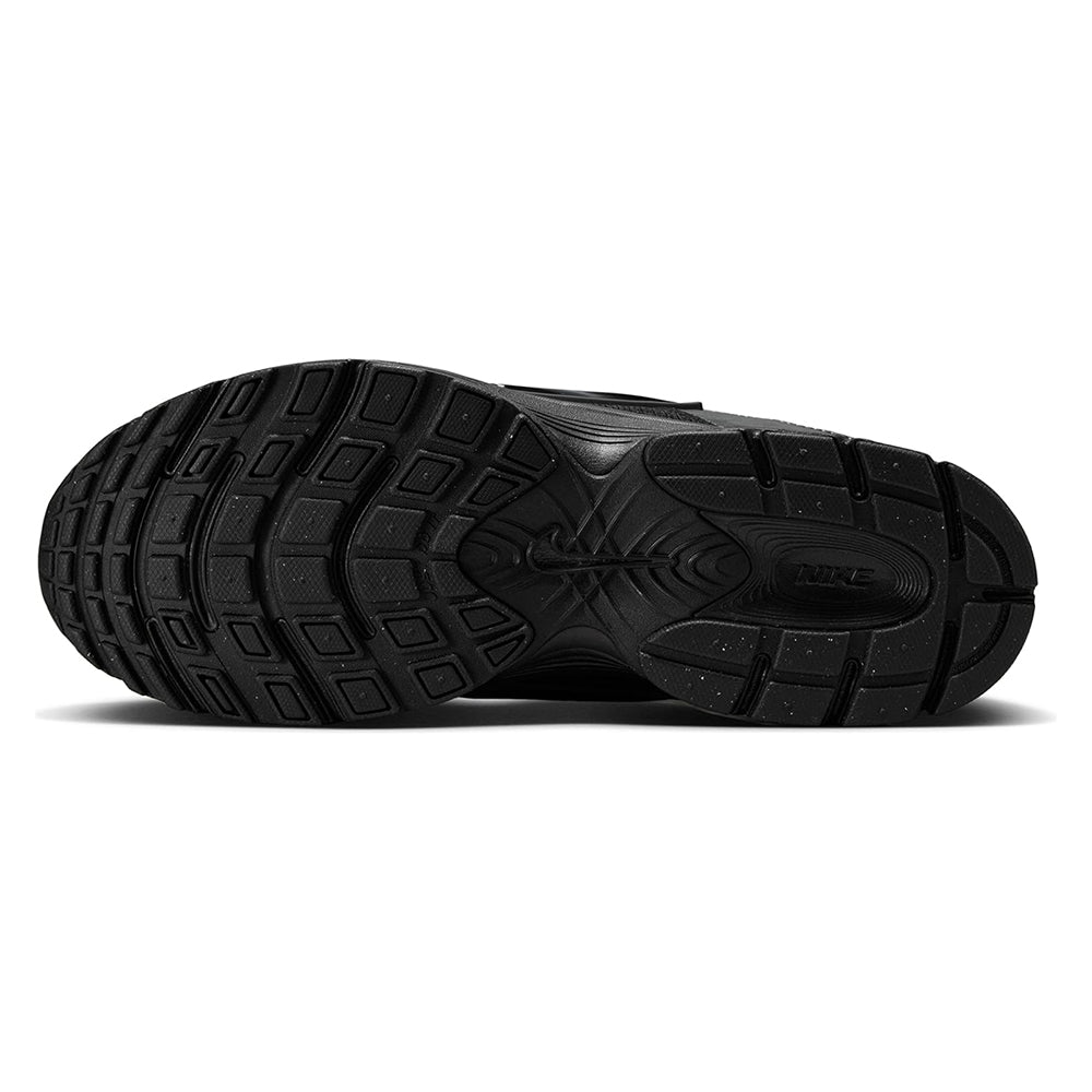 Men's Nike V5 RNR outsole view with black tread pattern and sidewall texture.