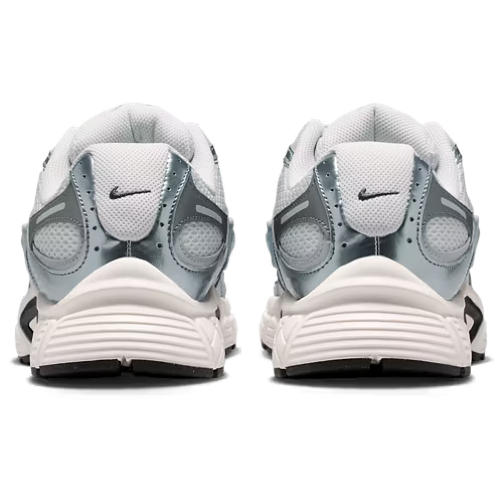 Men's Nike running shoe heel view, light grey textured panels with black outsole section