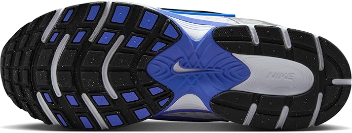 Nike V5 RNR outsole tread, blue center logo with black and gray rubber sections