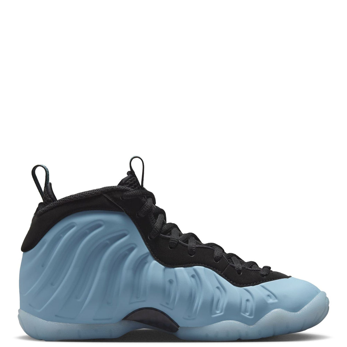 Kids high-top basketball shoe in black and light blue with lace-up closure and padded collar