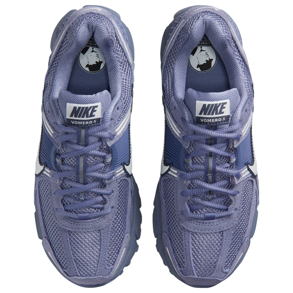 Nike Zoom Vomero 5 shoes, front view of two blue insoles with lace-up mesh uppers