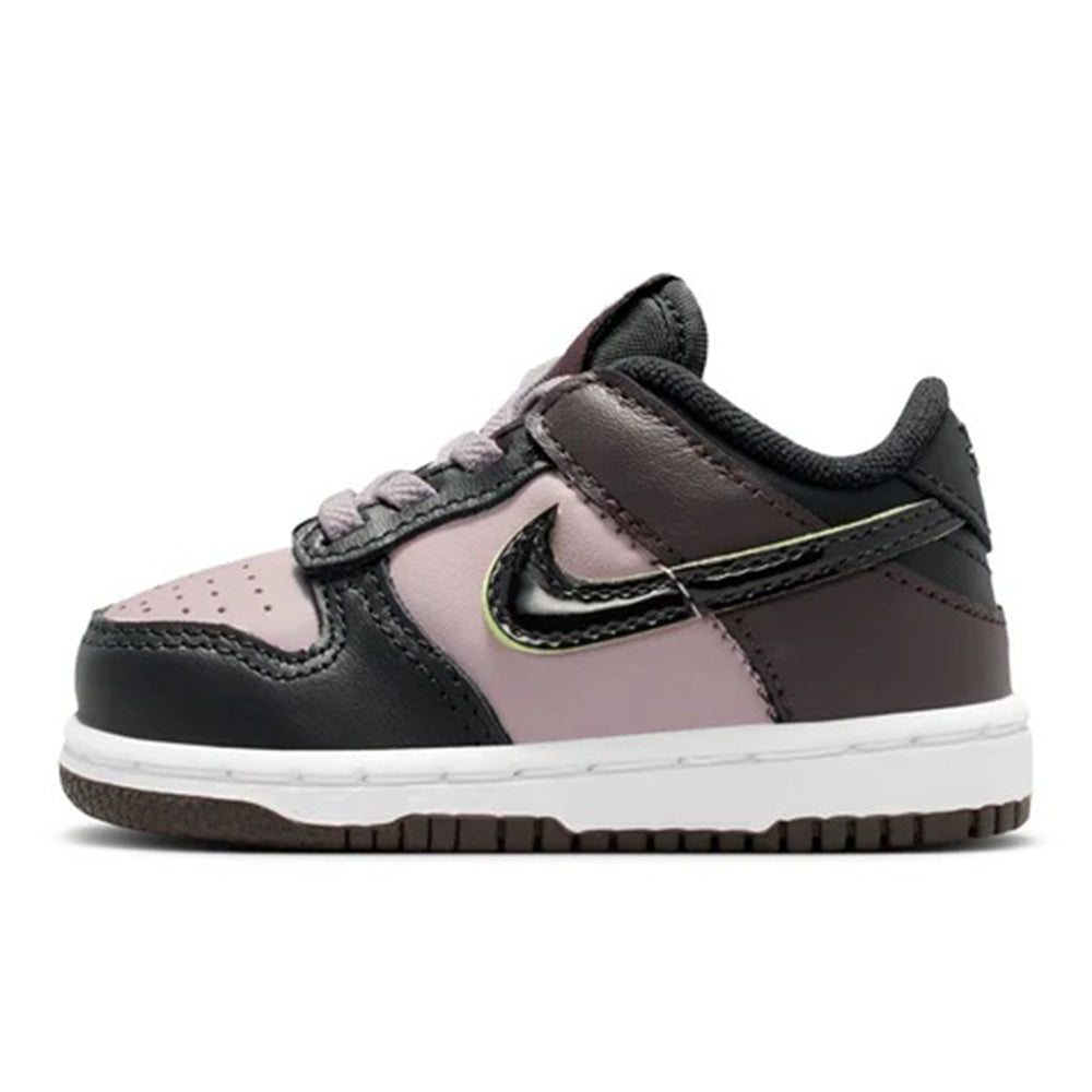 Toddler Nike Dunk Low SE sneakers, particle rose with black and neon green swoosh