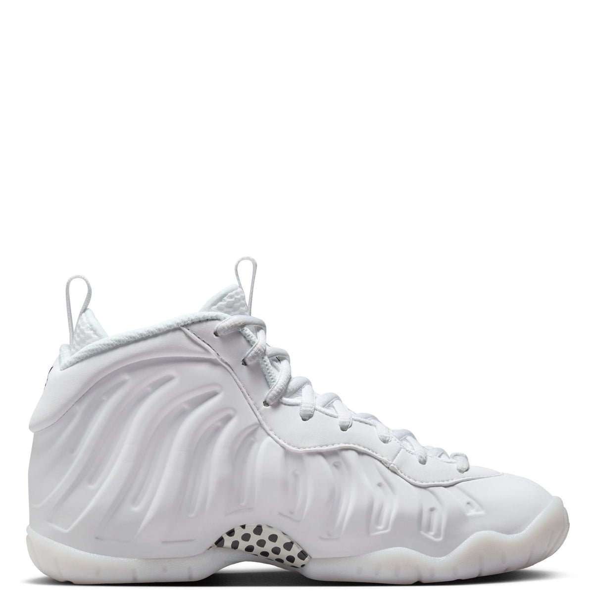 Nike kids' high-top basketball shoe, side view with lace-up closure and white midsole