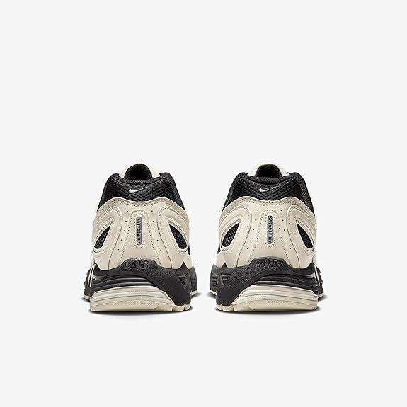 Men's Nike Air Pegasus 2005 sneakers, rear view with black heel tabs and AIR branding
