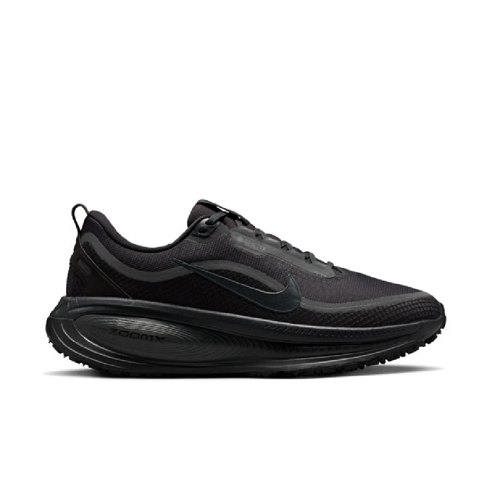 Men's Nike Vomero 18 GTX black running sneaker, side profile
