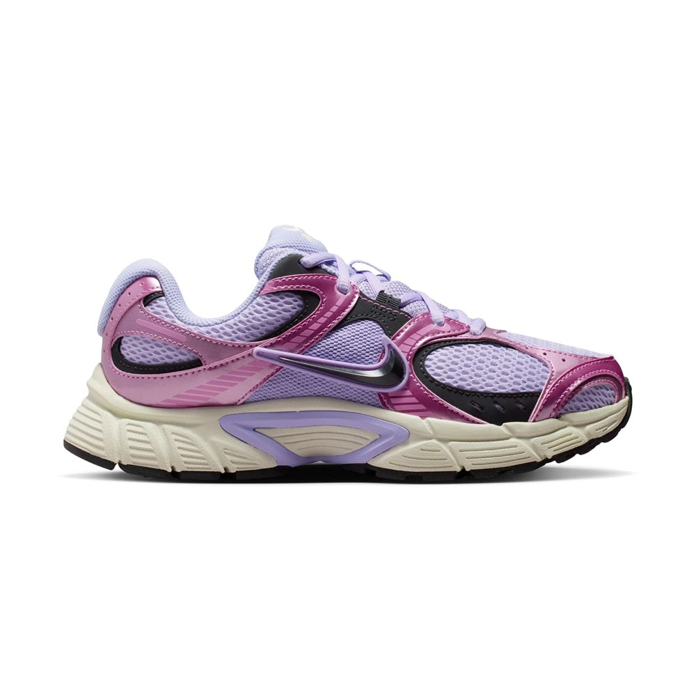 Women's Nike V5 RNR running shoes in purple and dark anthracite, lace-up, side view