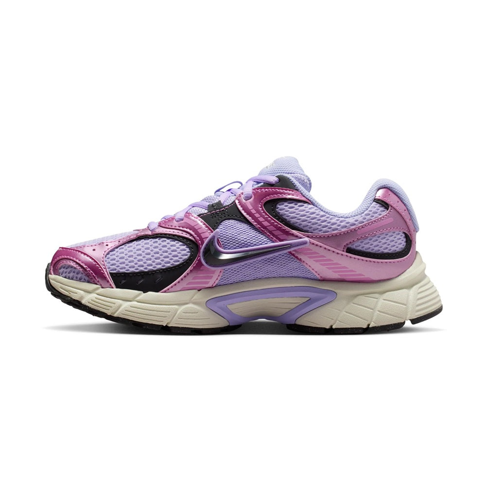 Women's Nike V5 RNR running shoes, lavender/purple upper, lace-up with angled side view