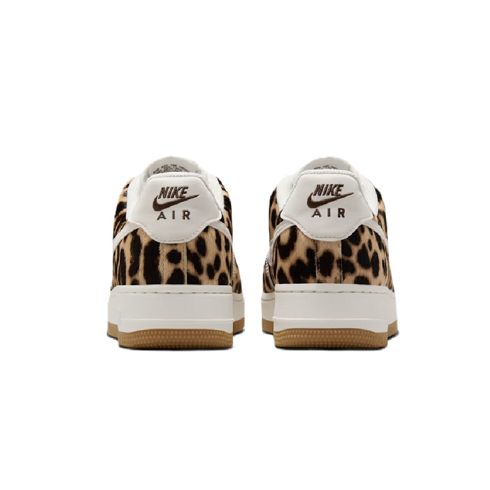 Women's Nike Air Force 1 sneakers, heel logo Nike Air, leopard back, gum sole