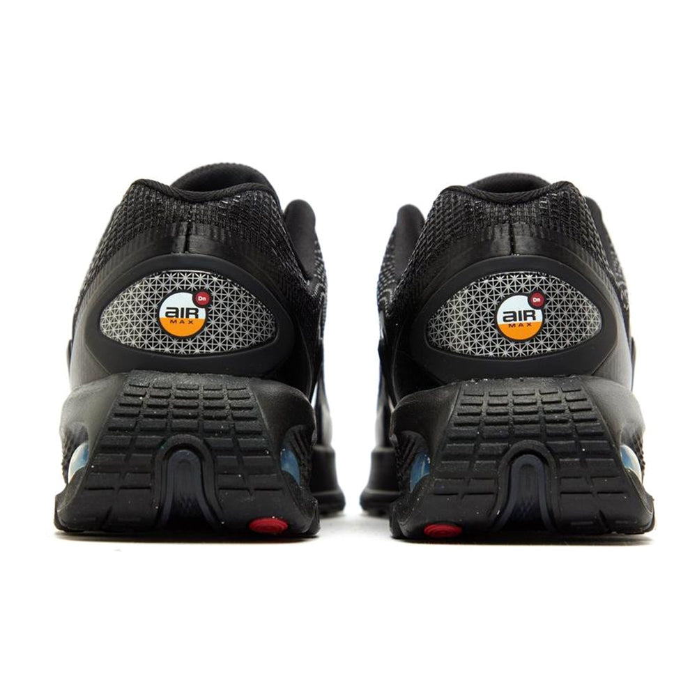 Nike Air Max DN kids black heel sneakers with Air logo panels and tread detailing
