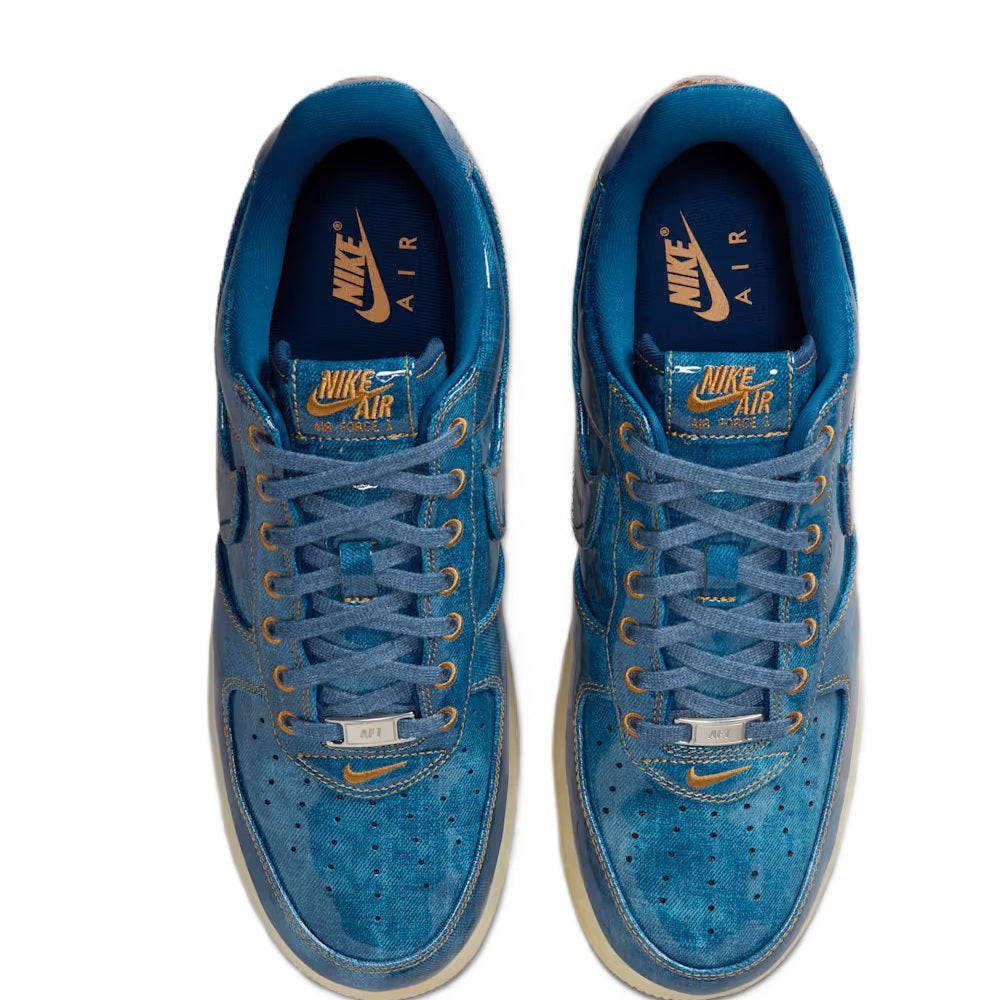 Nike Air Force 1 low-top sneakers in coastal blue with lace and tongue details
