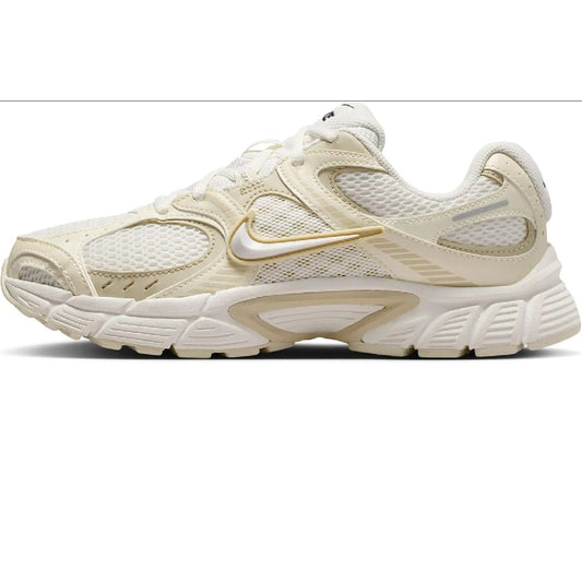 Women's Nike V5 RNR SE sneakers in light cream with mesh panels and lace-up