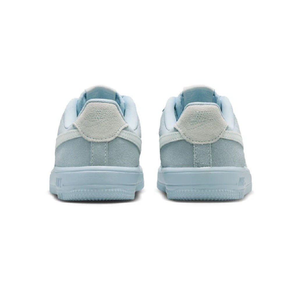 Kids' Nike Force 1 Low sneakers, light blue back view with cushioned heel collar