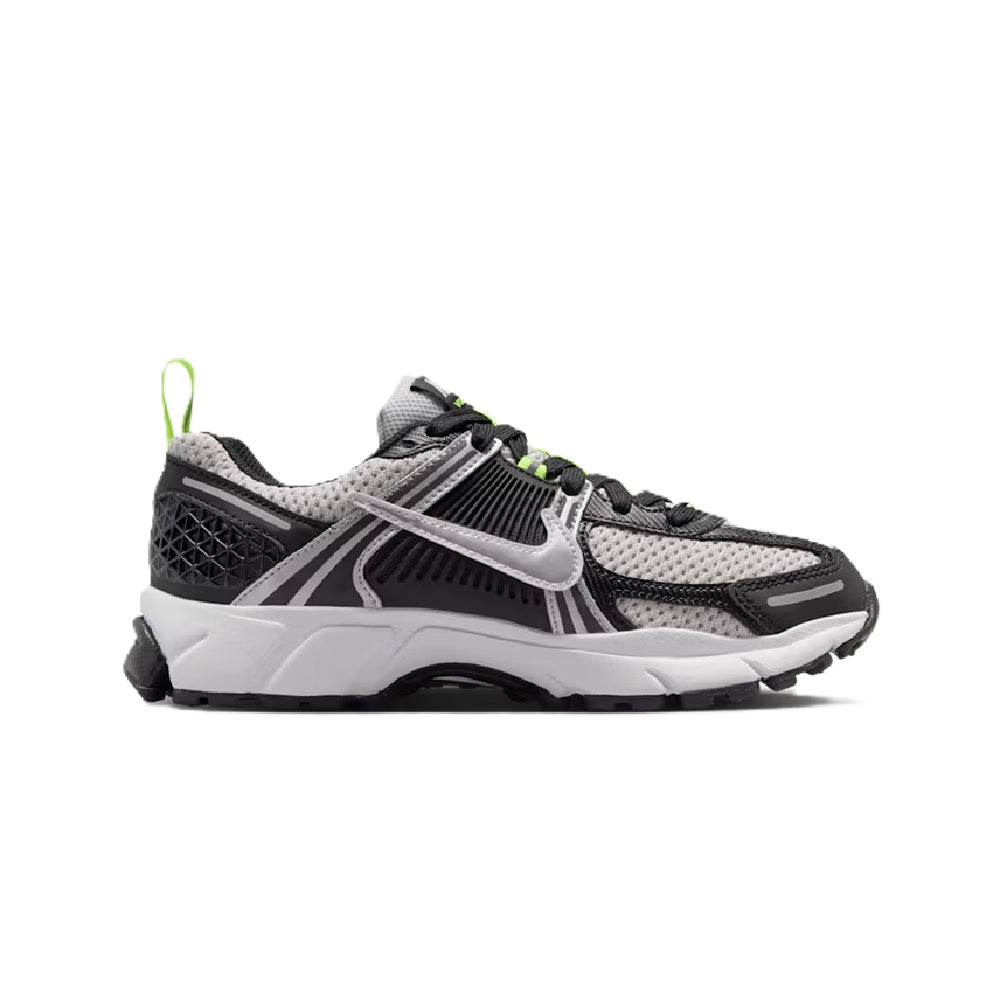 Big kid Nike Vomero 5 sneakers, black with metallic silver and neon green accents