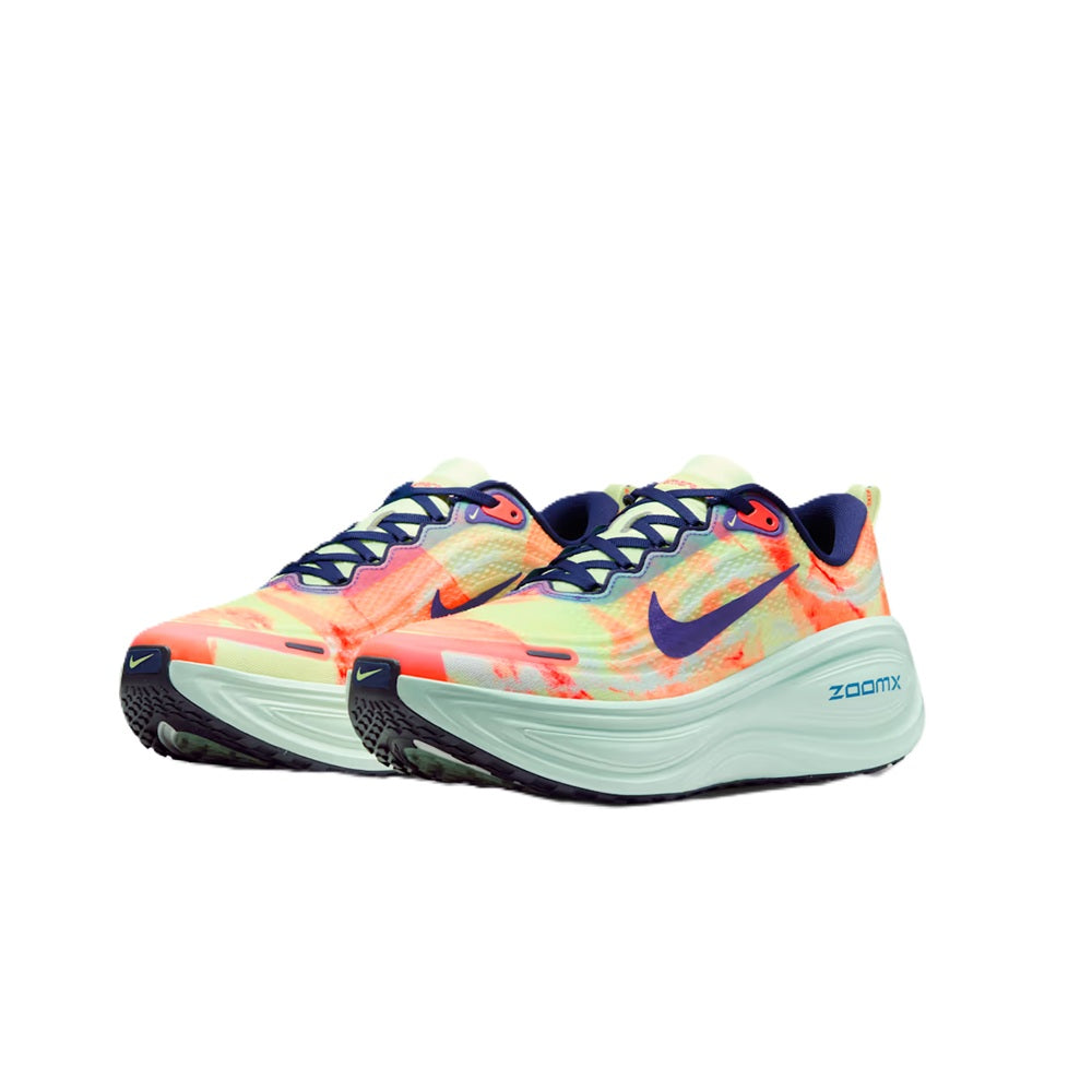 Men's Nike Vomero Plus running shoes front view, coral-green pattern with navy accents