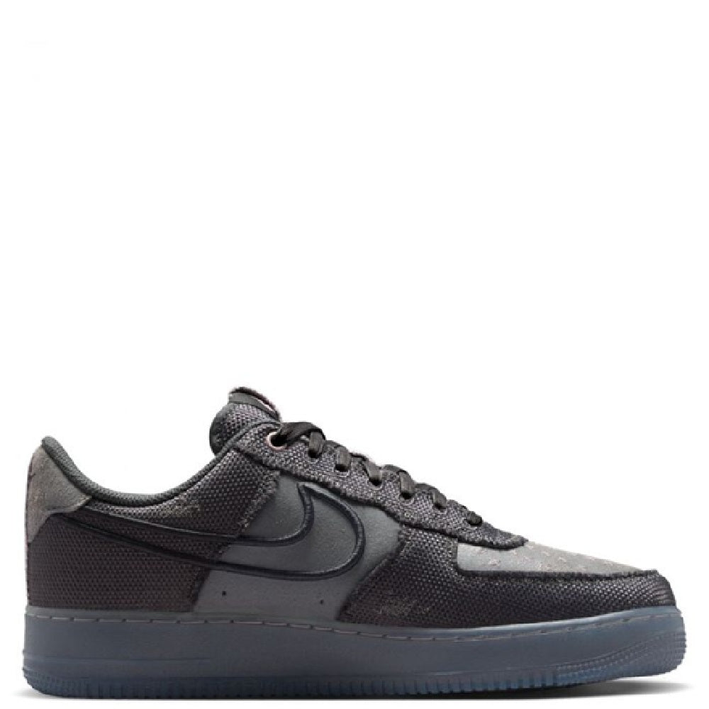 Men's Nike Air Force 1 low-top sneakers, side view, dark anthracite upper, lace-up