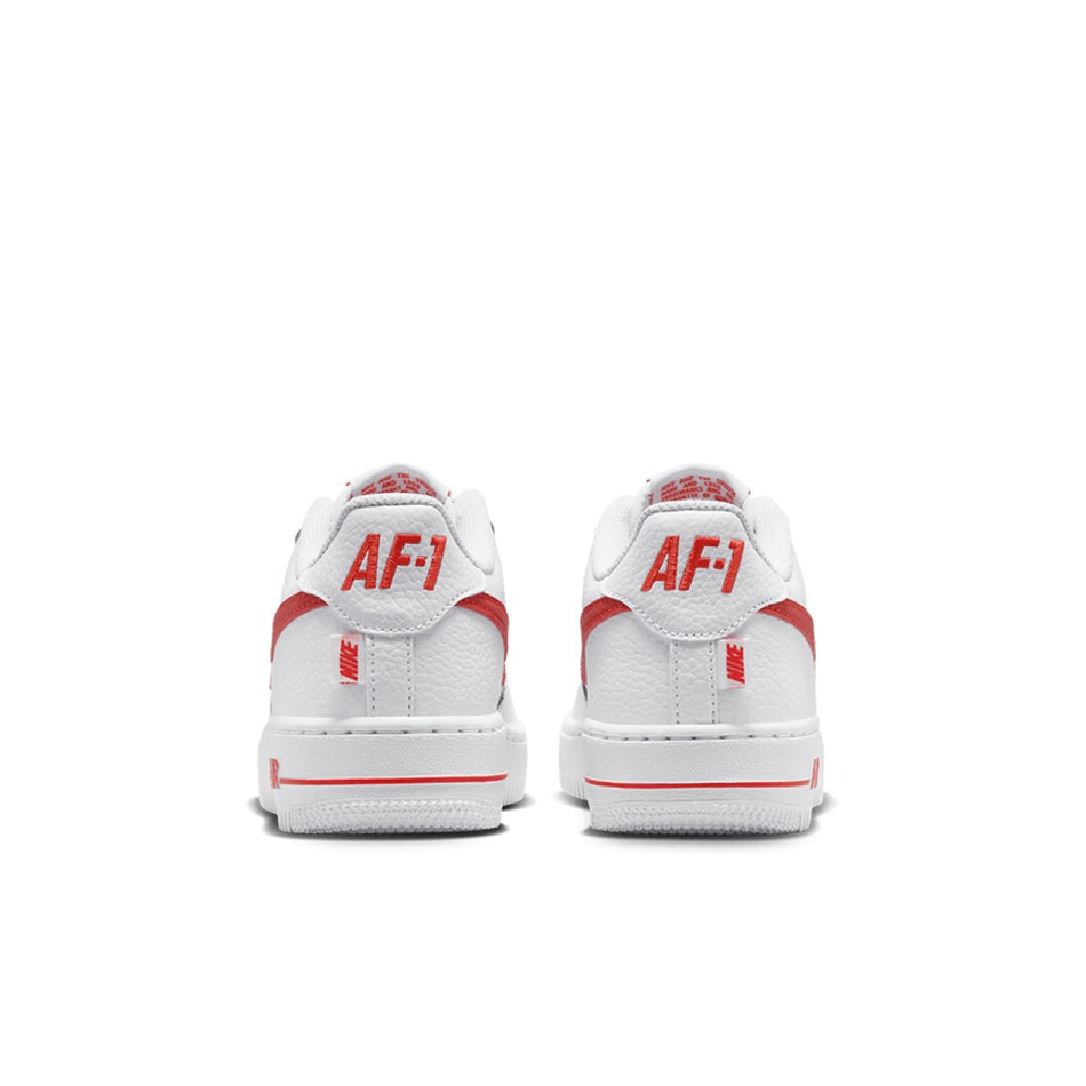 Kids low-top sneakers with red heel detailing and AF1 text on the back tab