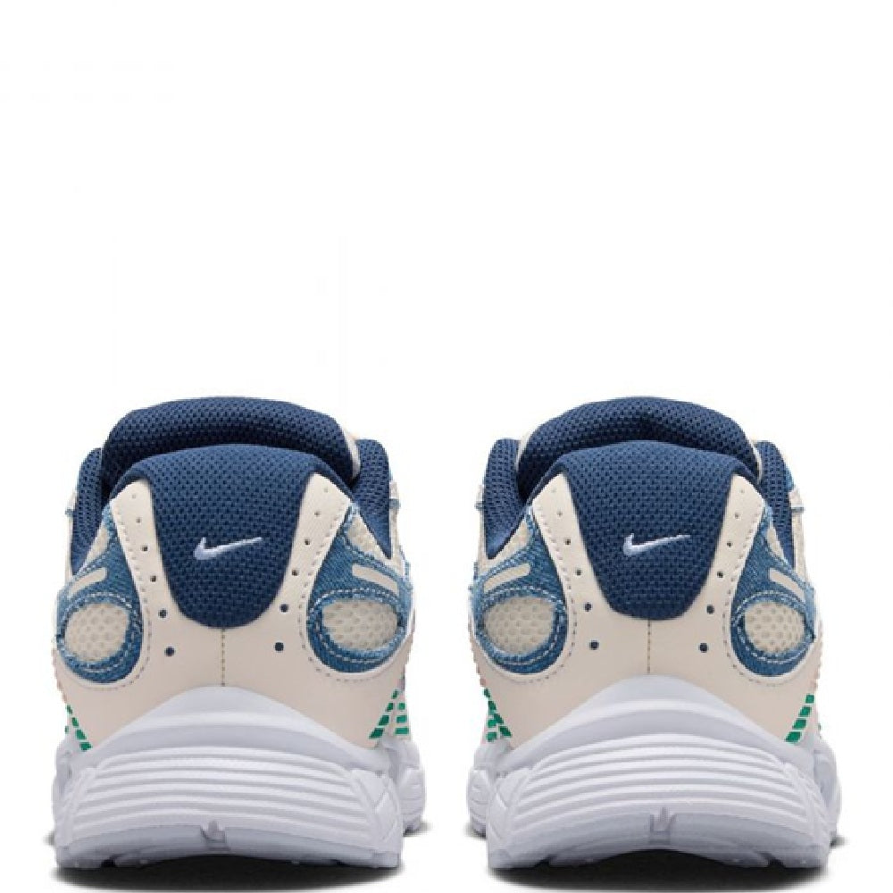 Kids' Nike sneakers rear view with navy heel collar and cushioned white sole