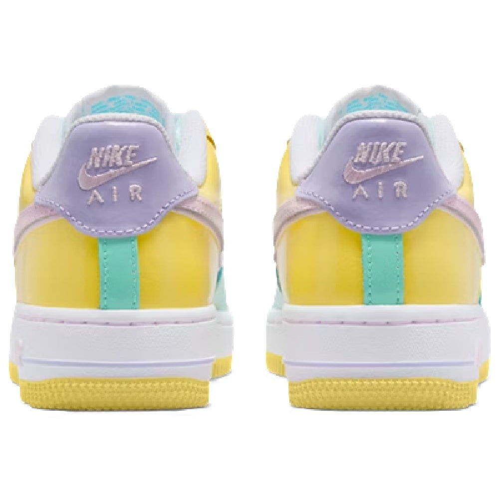 Kids' Nike Air Force 1 sneakers, back view with Nike Air logo on lavender heel