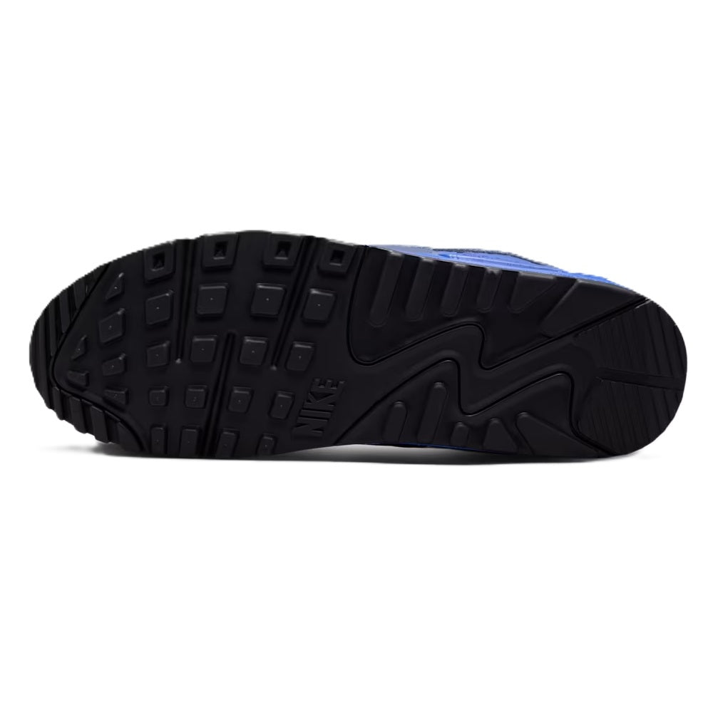 Nike Air Max 90 outsole tread with dark rubber and blue edge